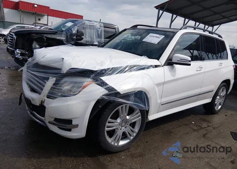 2015 Mercedes-Benz Glk 350 4Matic z USA, uszkodzony, nr VIN WDCGG8JB9FG411111